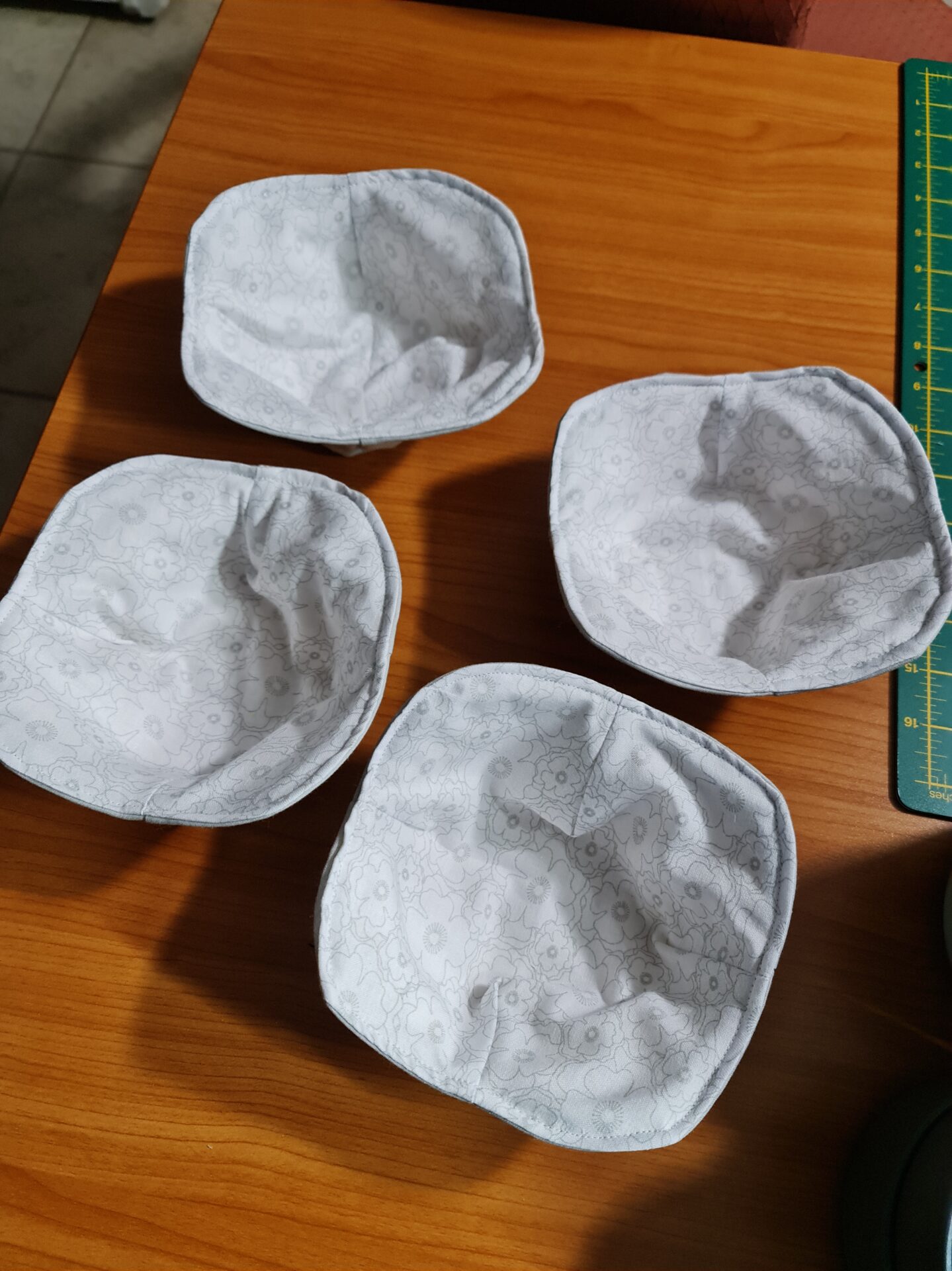 White and Grey Flower Pattern with Grey - Reversible Bowls Holders - Small - Image 4