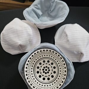 Grey with White Leaf Pattern - Reversible Bowls Holders - Medium - Set of 4